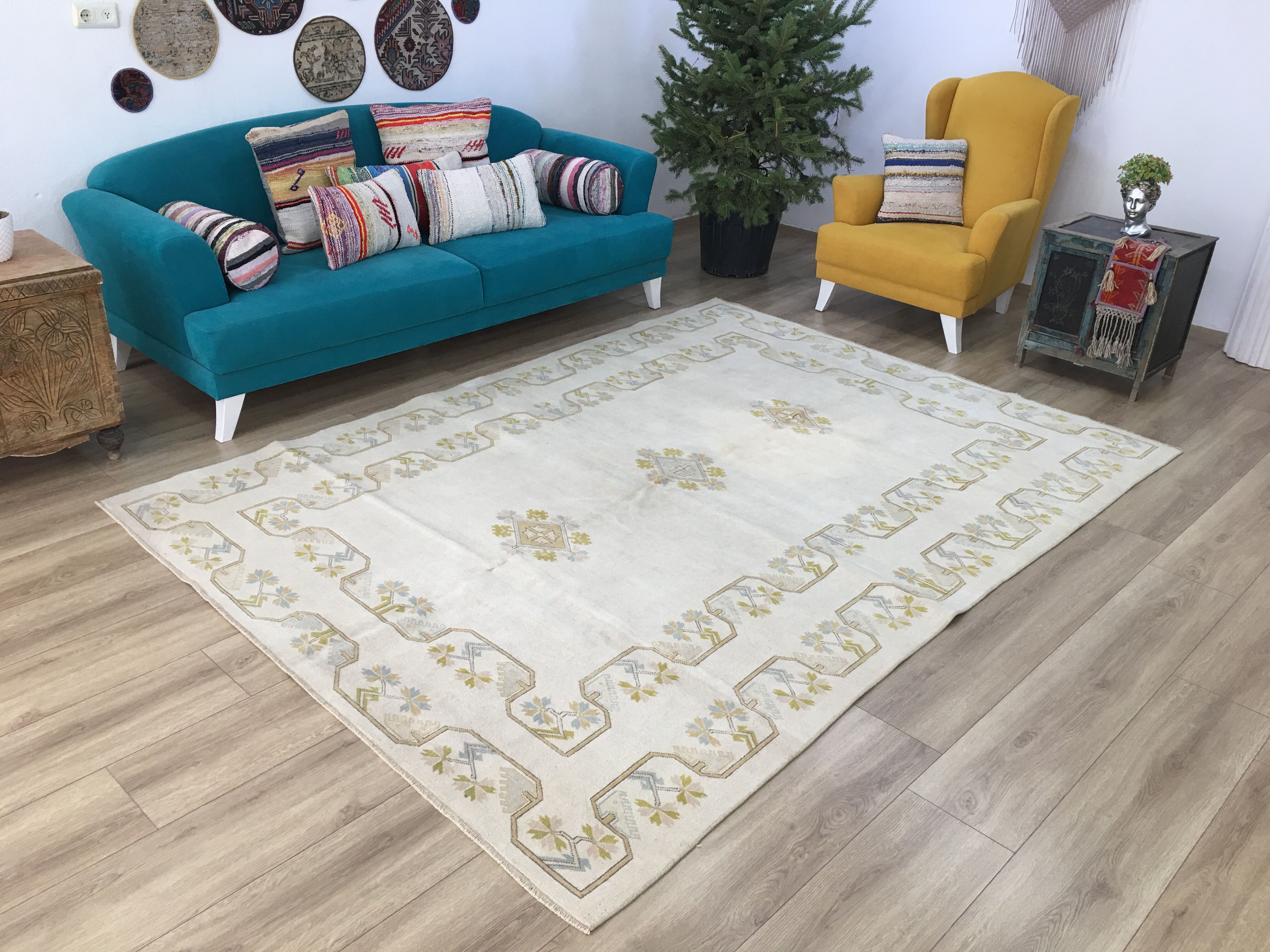 area rug, vintage rug, turkish rug, handmade rug,  7 x 9.4 ft. , RK 7893