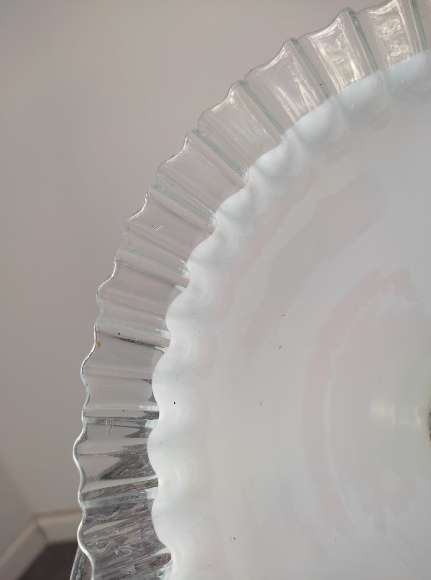 Opaline suspension, 30s