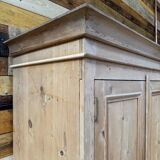 Red fir wardrobe - Compact & Authentic format