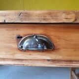Farm table