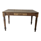 Farm table with turned legs