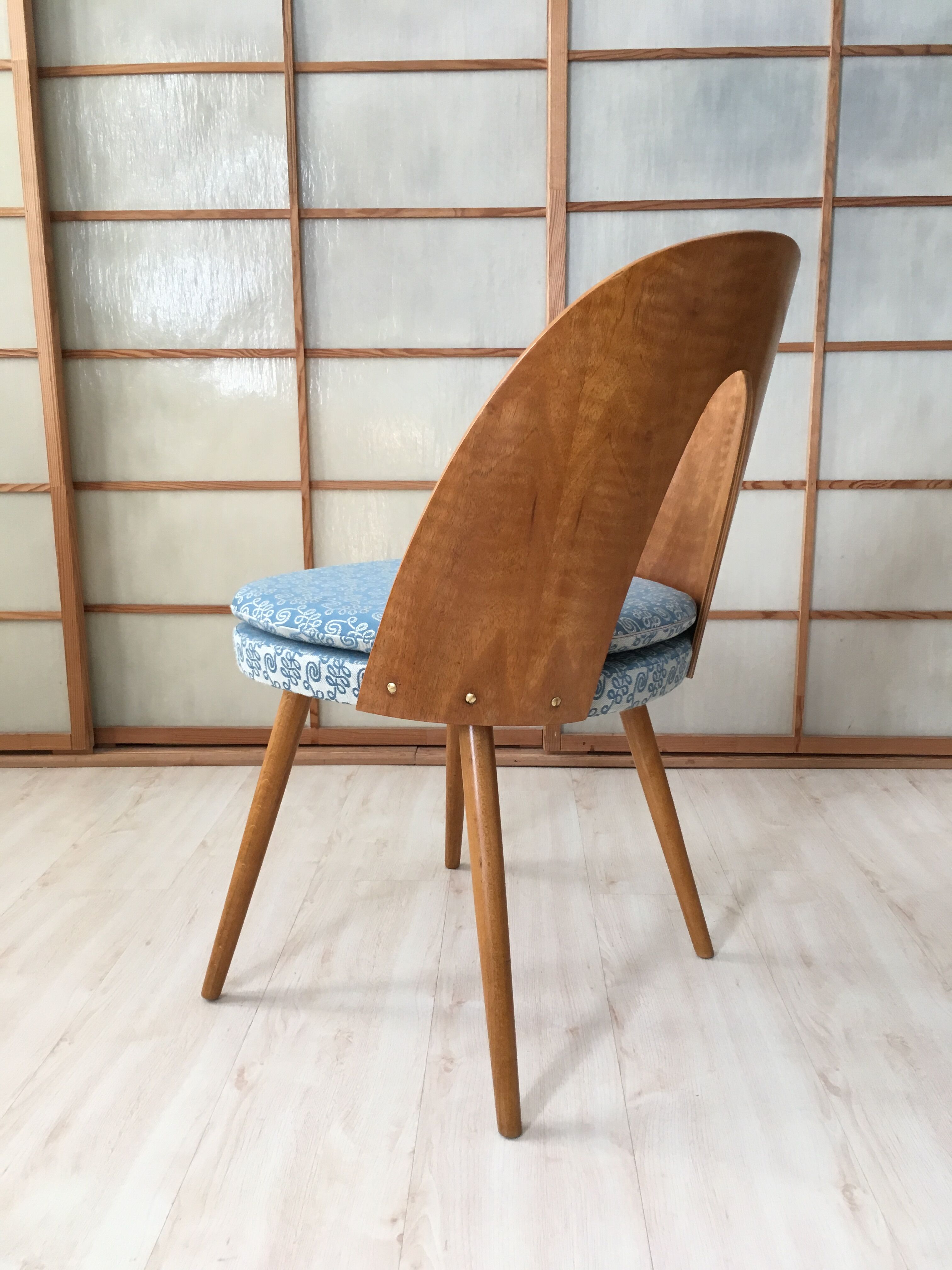 Antonin Suman 4 chair series