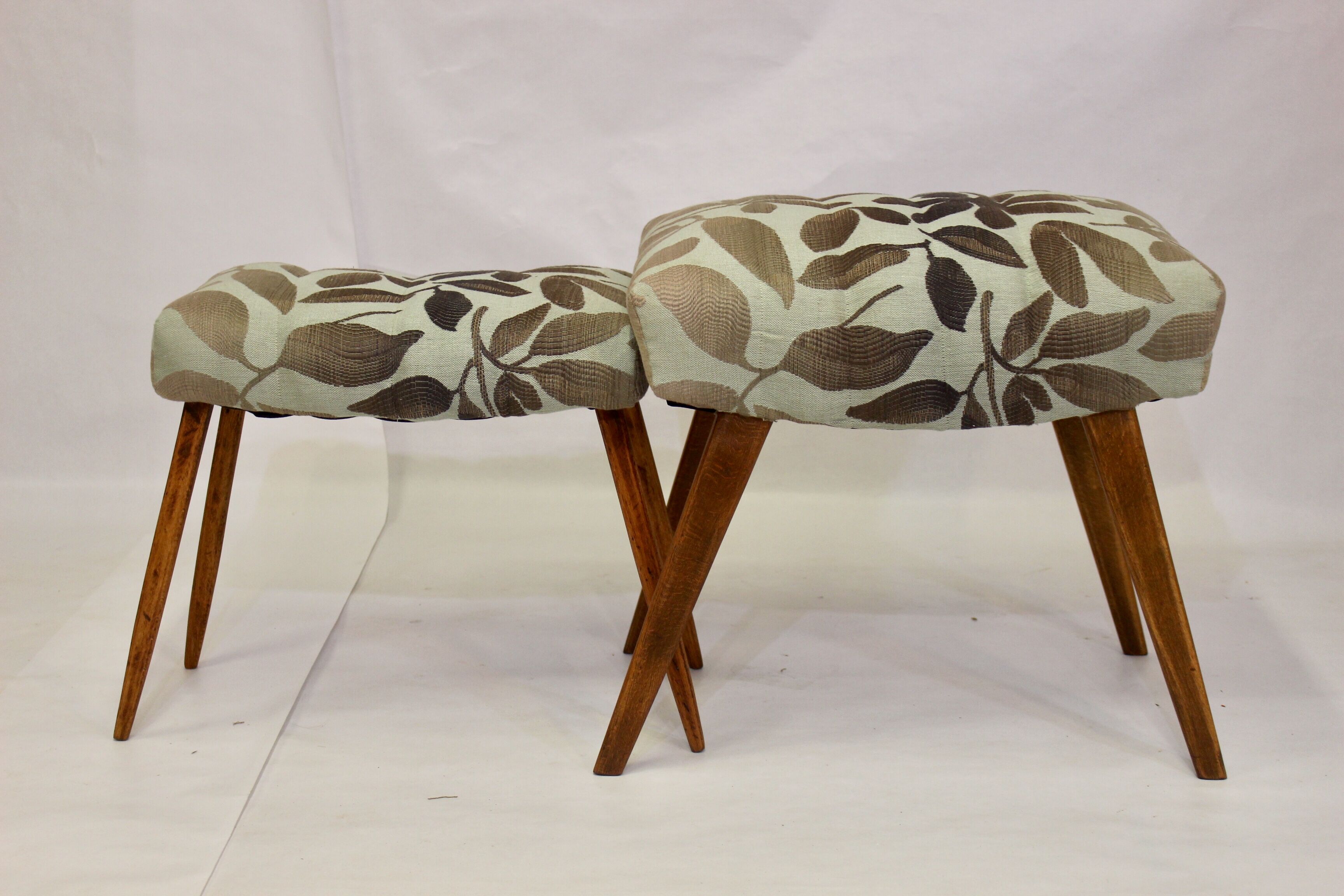 Duo of stools in 50s beech fully restored