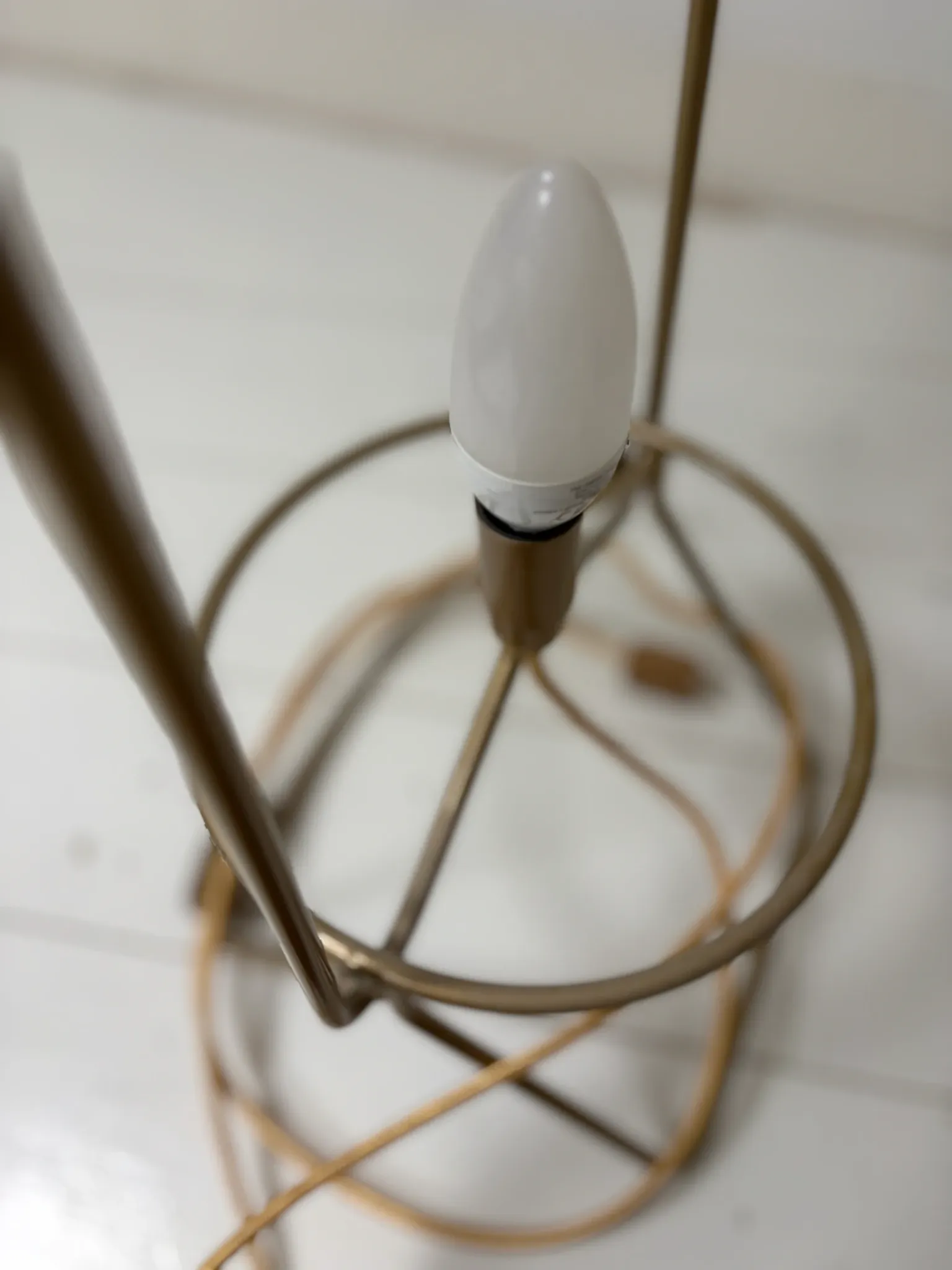 Paleae Brasilis table lamp by Brunno Jahara & Ana Voss