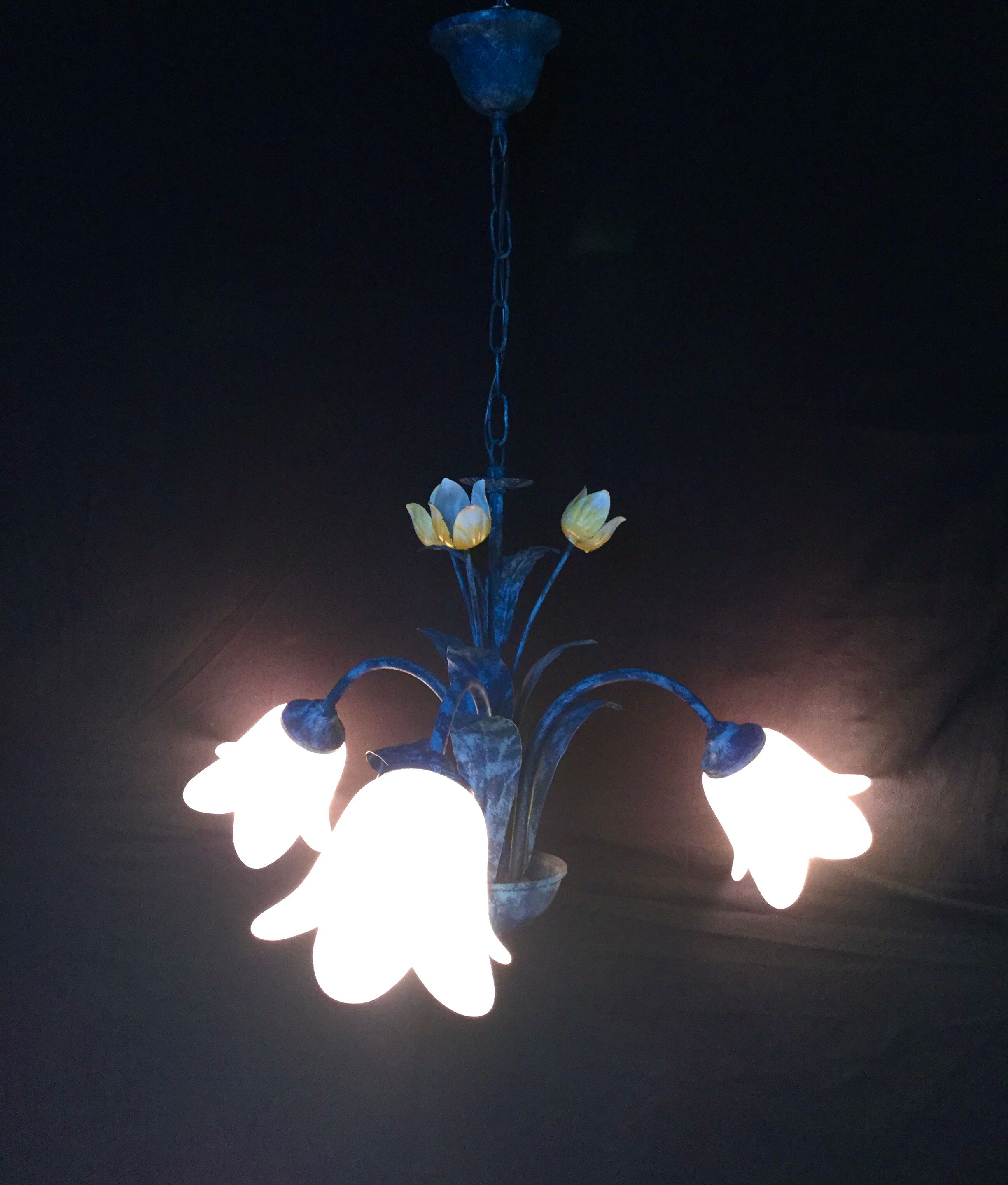 Lustre 3 blue flower lights