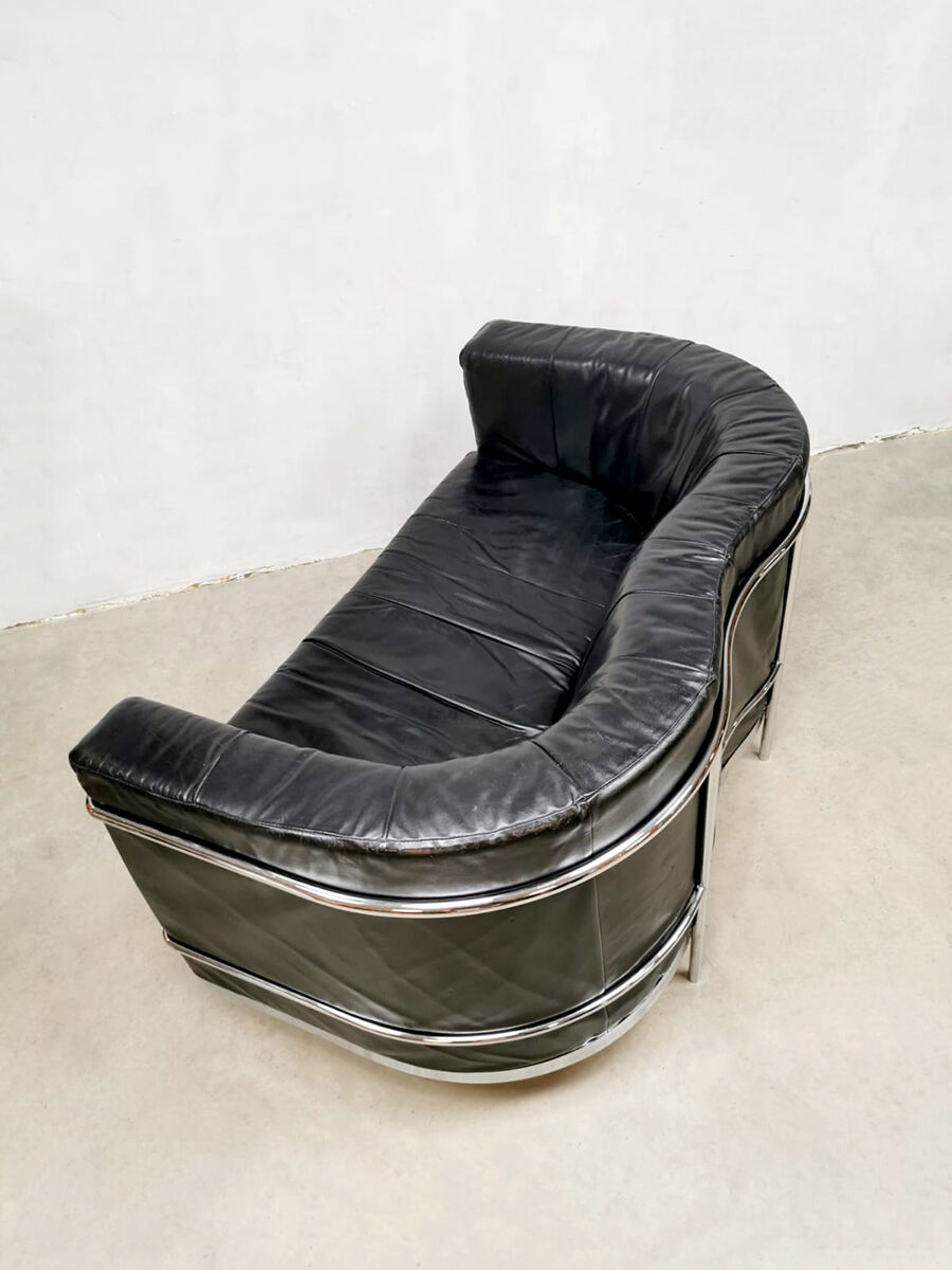 Vintage Italian design sofa loveseat ‘Minimalism’