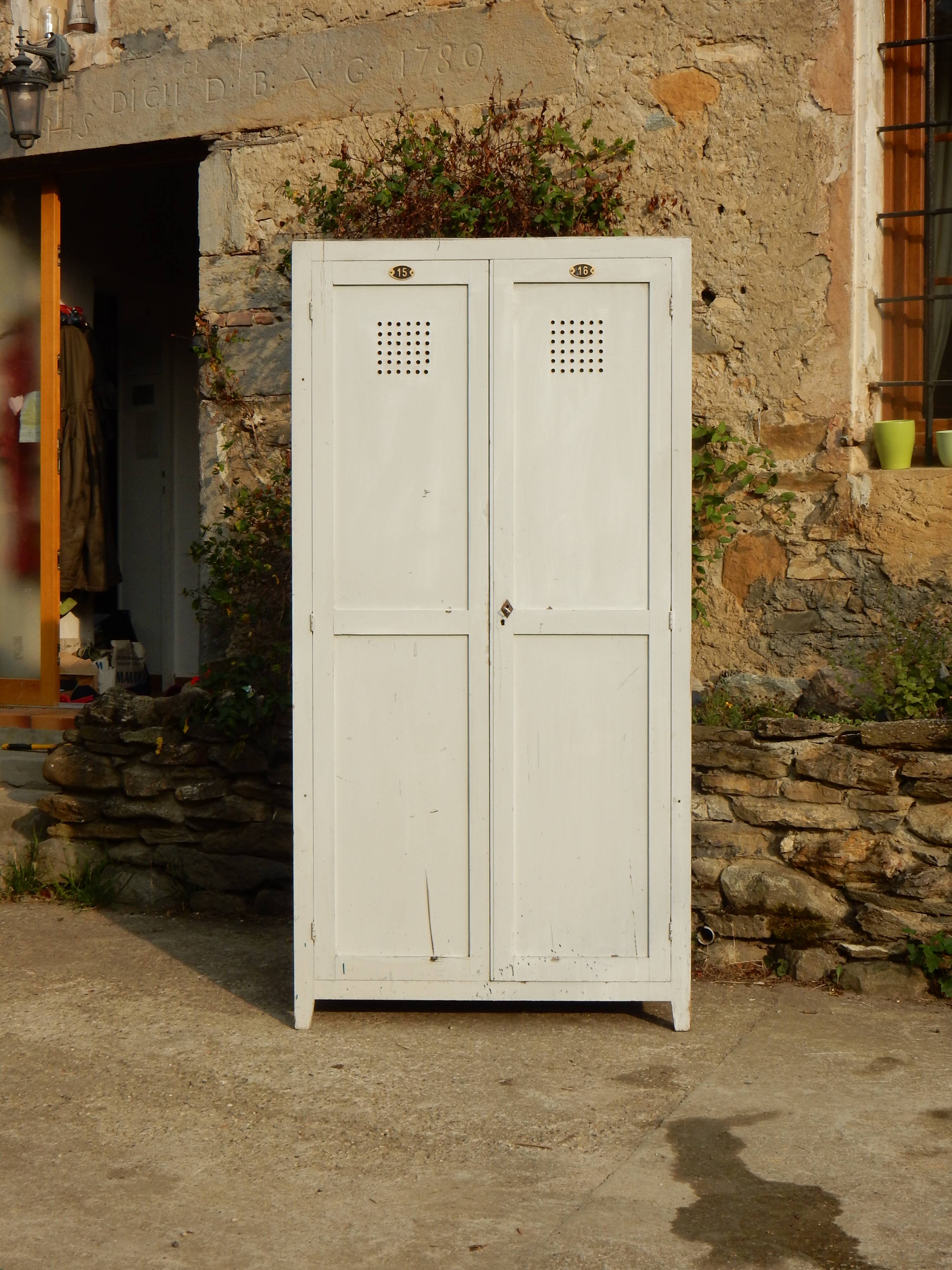 Wardrobe / Old industrial patinated wooden locker / Workshop furniture