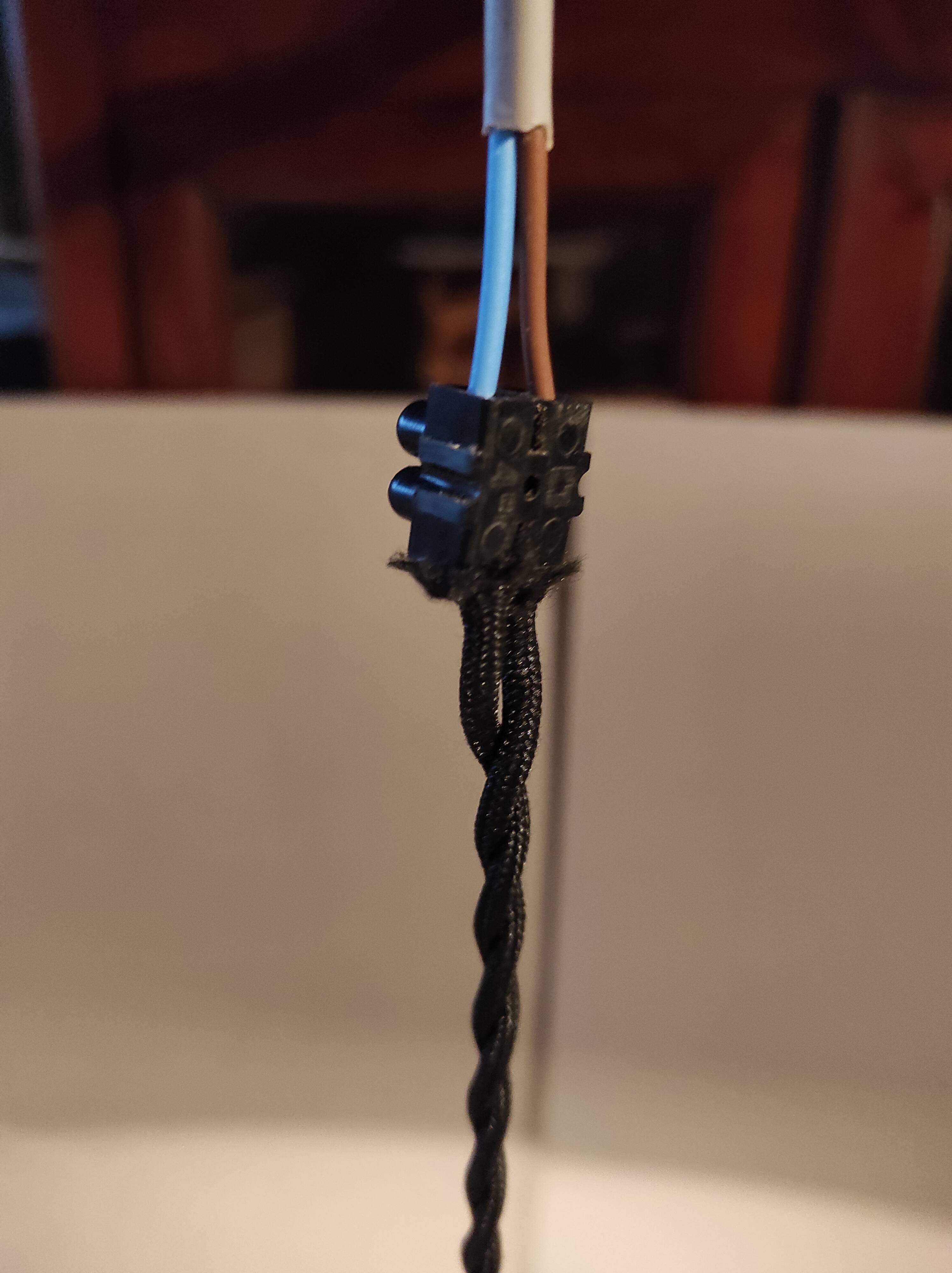 Suspension sheet enamelled green and white