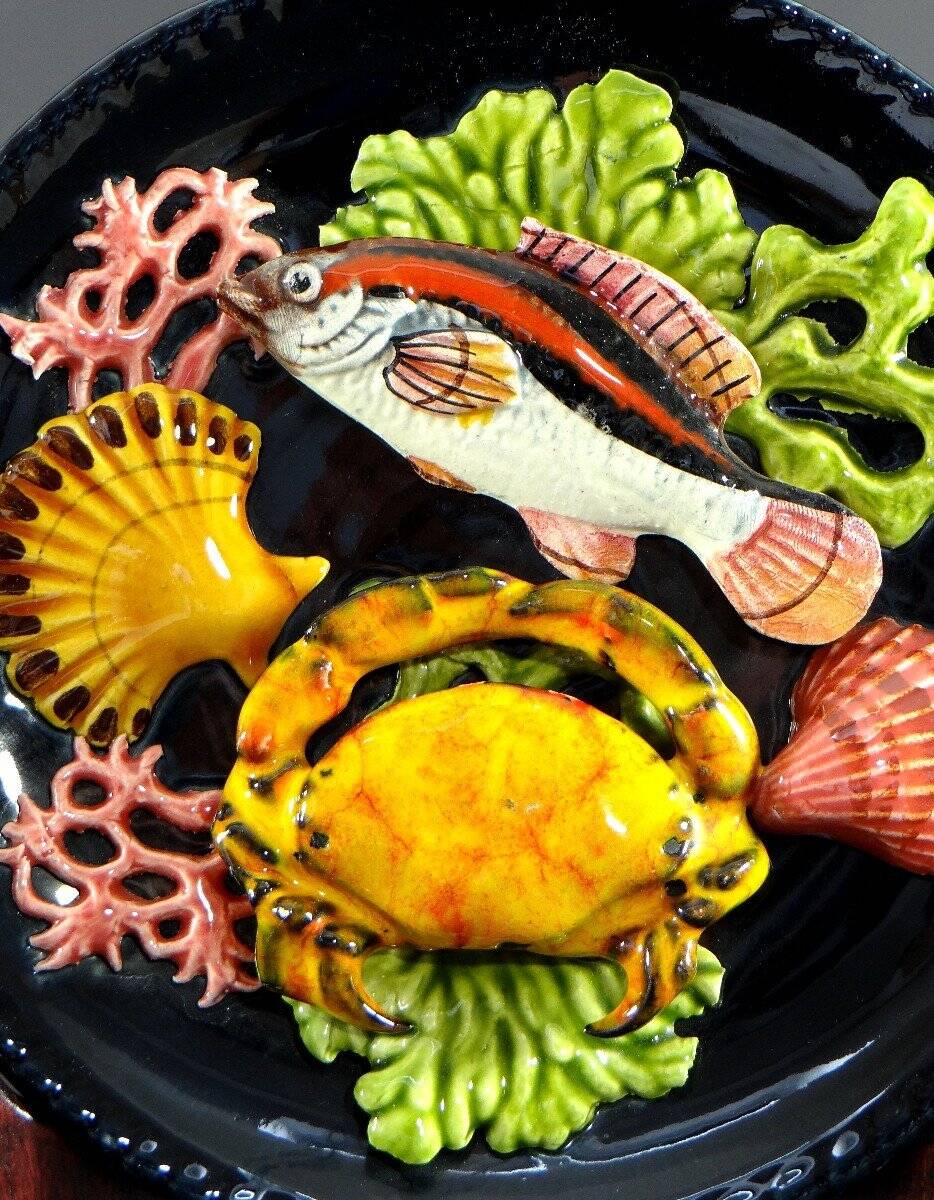 Vallauris, 1950s, Trompe l'Oeil Plate Decor Fish, Crab, Shells, Coral.