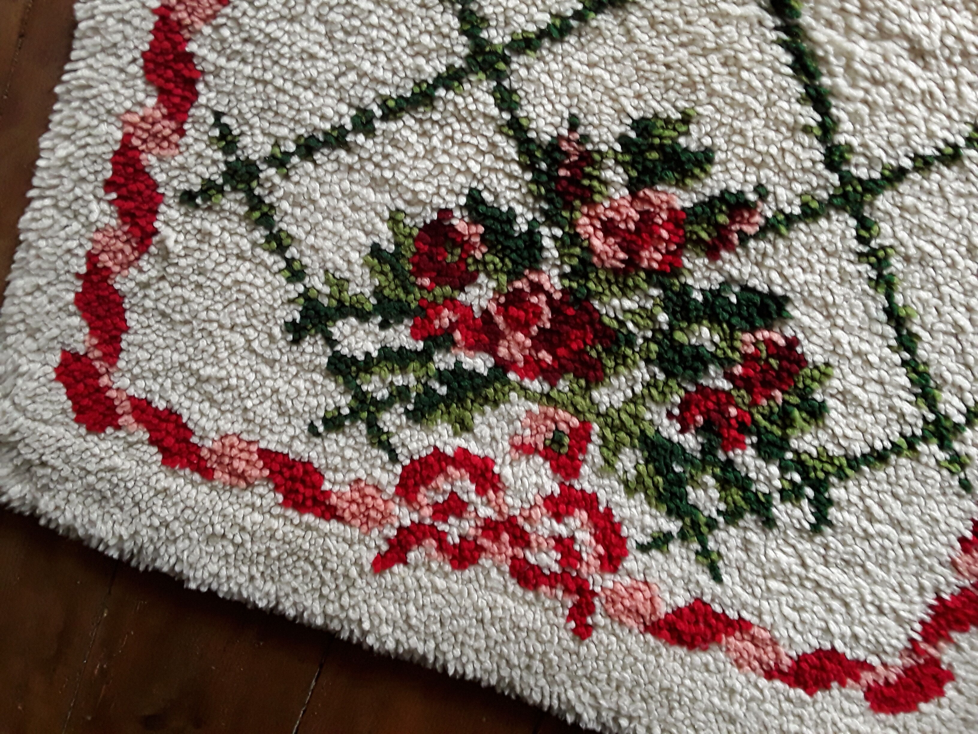 Pure wool vintage carpet