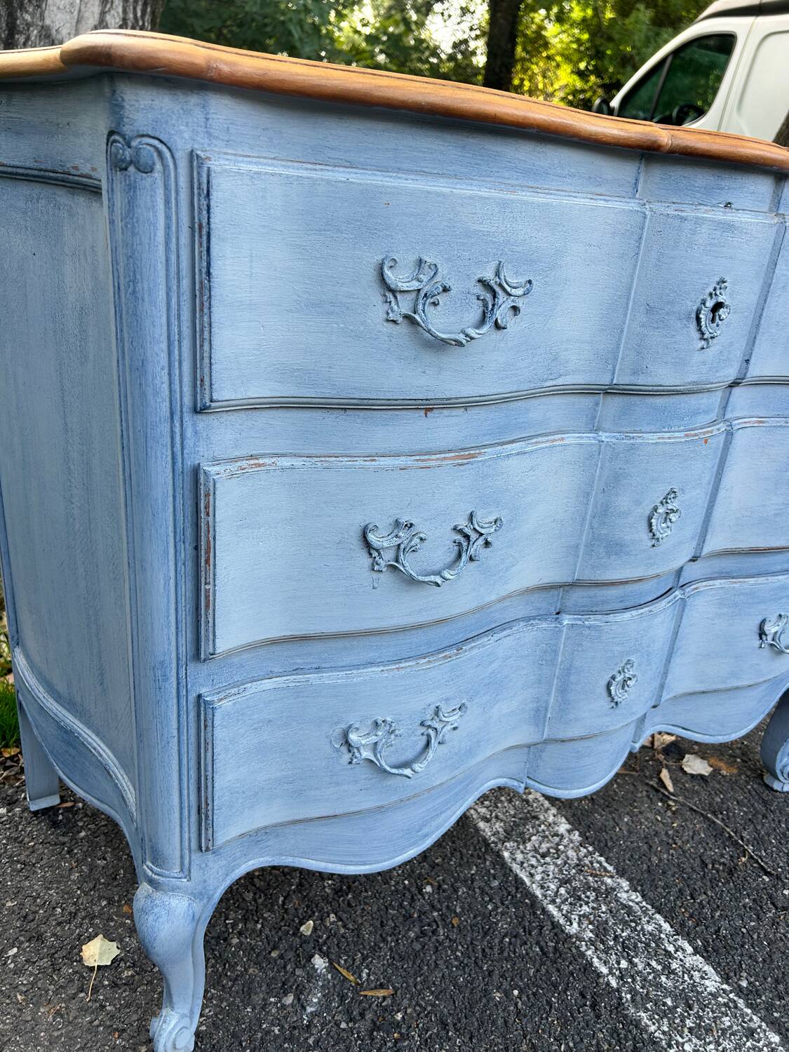 Commode galbée Louis XV