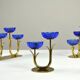 Bougeoirs en laiton massif et en verre artistique bleu cobalt par Gunnar Ander pour Ystad-Metall, Suède, années 1950.