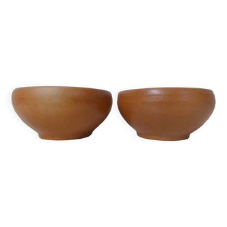 2 vintage stoneware bowls