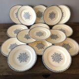 16 flat plates in Salins earthenware