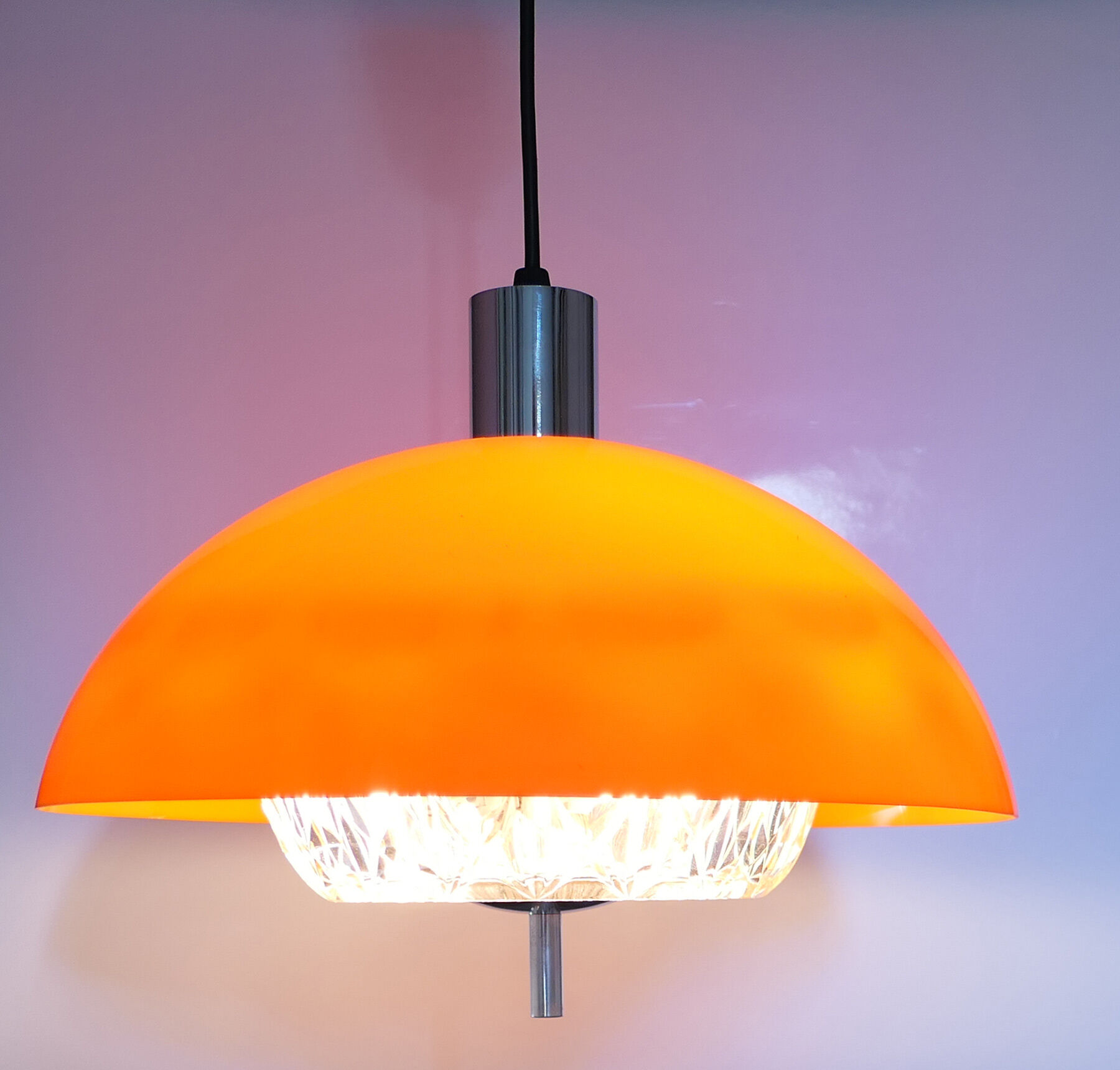 Suspension orange plexi and glass of the 70s