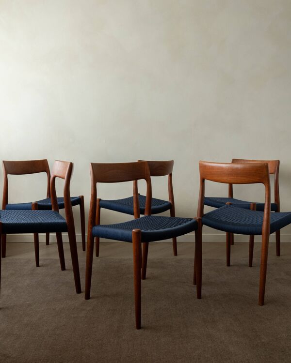 6 chaises de salle à manger danoises en teck modèle 77 par Niels Otto Møller, années 1960