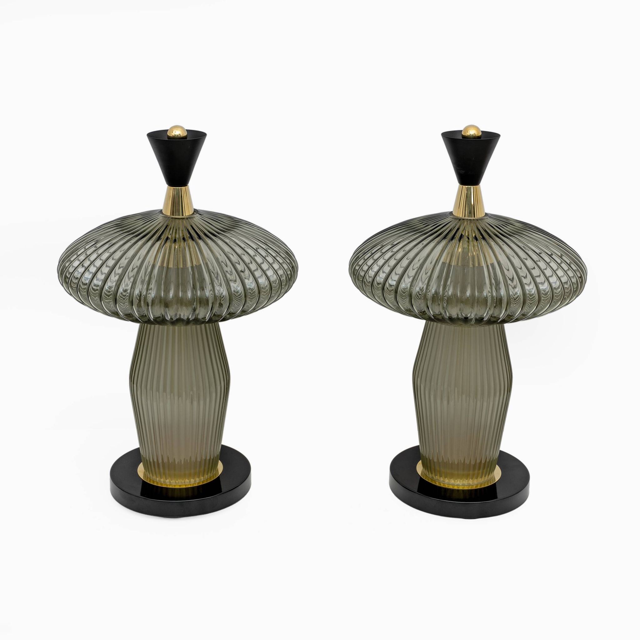 Pair of Mushroom-shaped Table Lamps Murano Glass and Brass