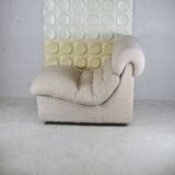 Chair "Space Age" in unbleached wool, France, circa 1970