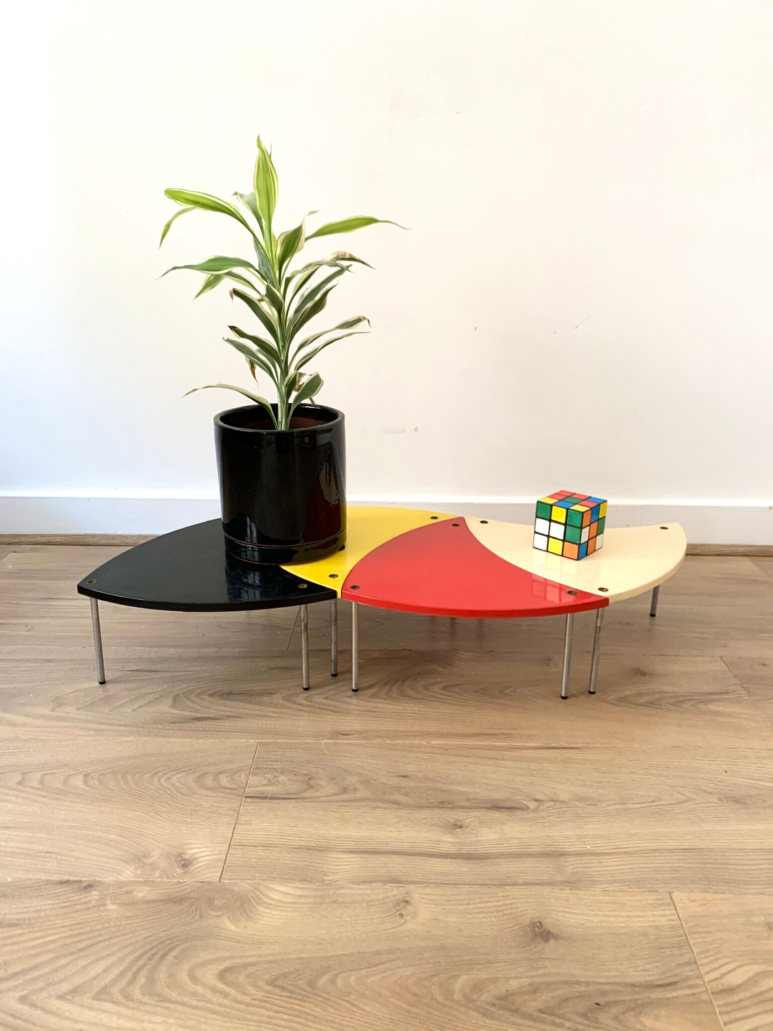 Modular vintage plant holder