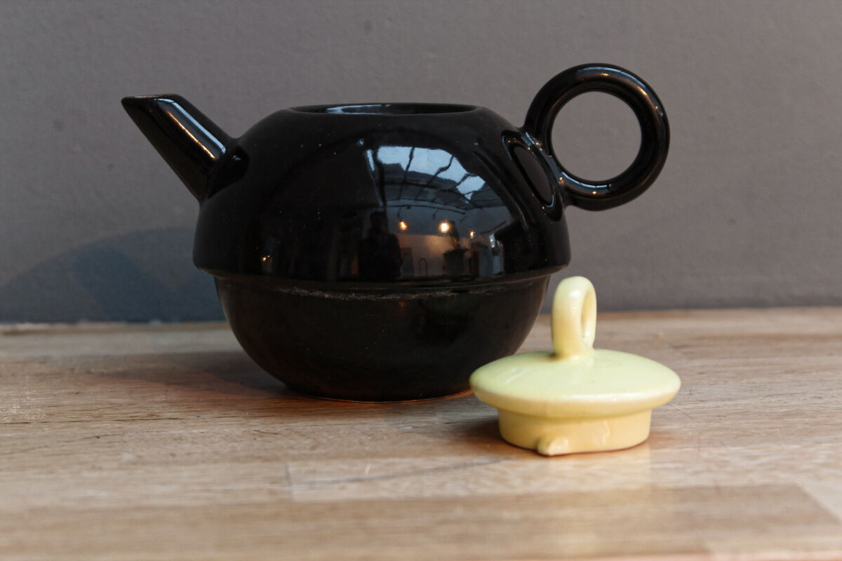 Ceramic teapot 1950