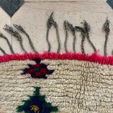 Tapis berbère avec rose et vert
