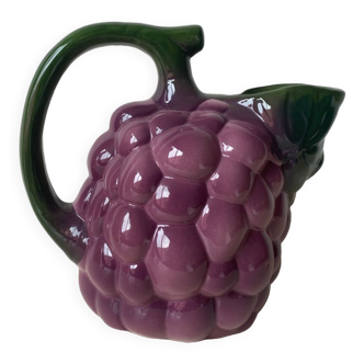 Grape slip pitcher