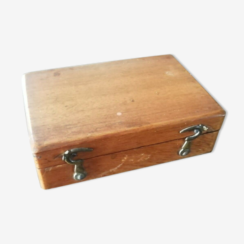Boîte en bois de poids pour balance ancienne