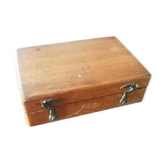Boîte en bois de poids pour balance ancienne