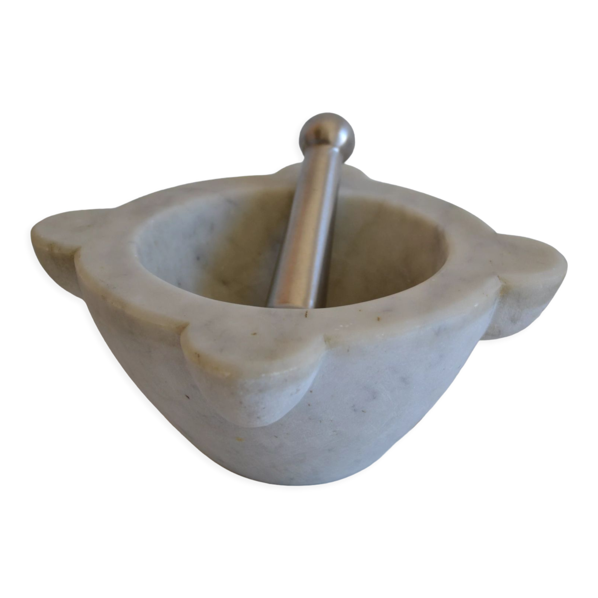 White marble mortar