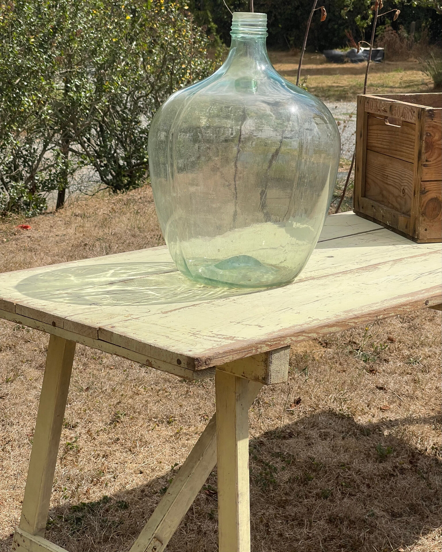 Guinguette table