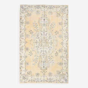 5x9 classic pale yellow vintage rug, 169x271cm