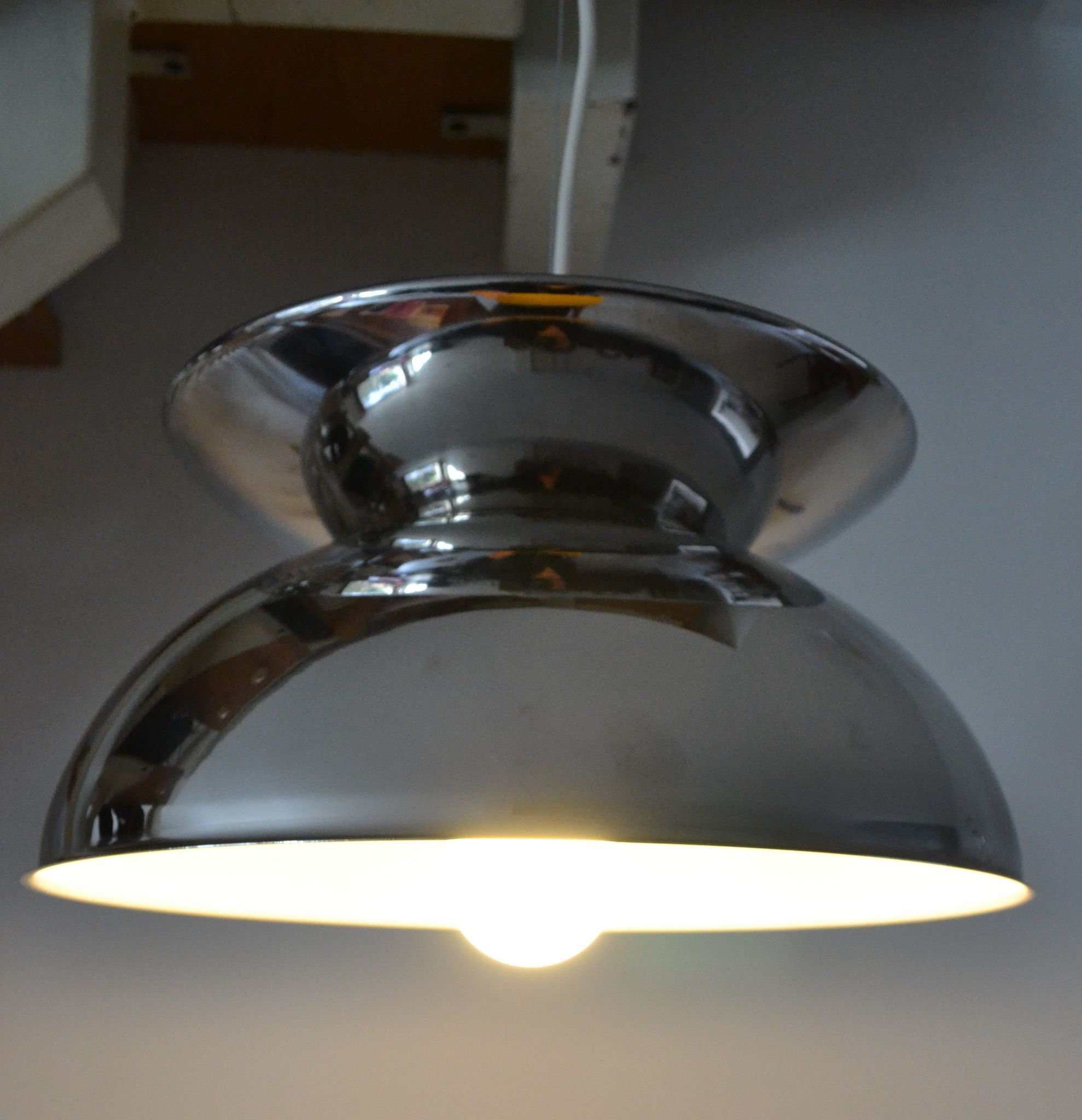 Suspension Concentrica de Harvey Guzzini acier chromé