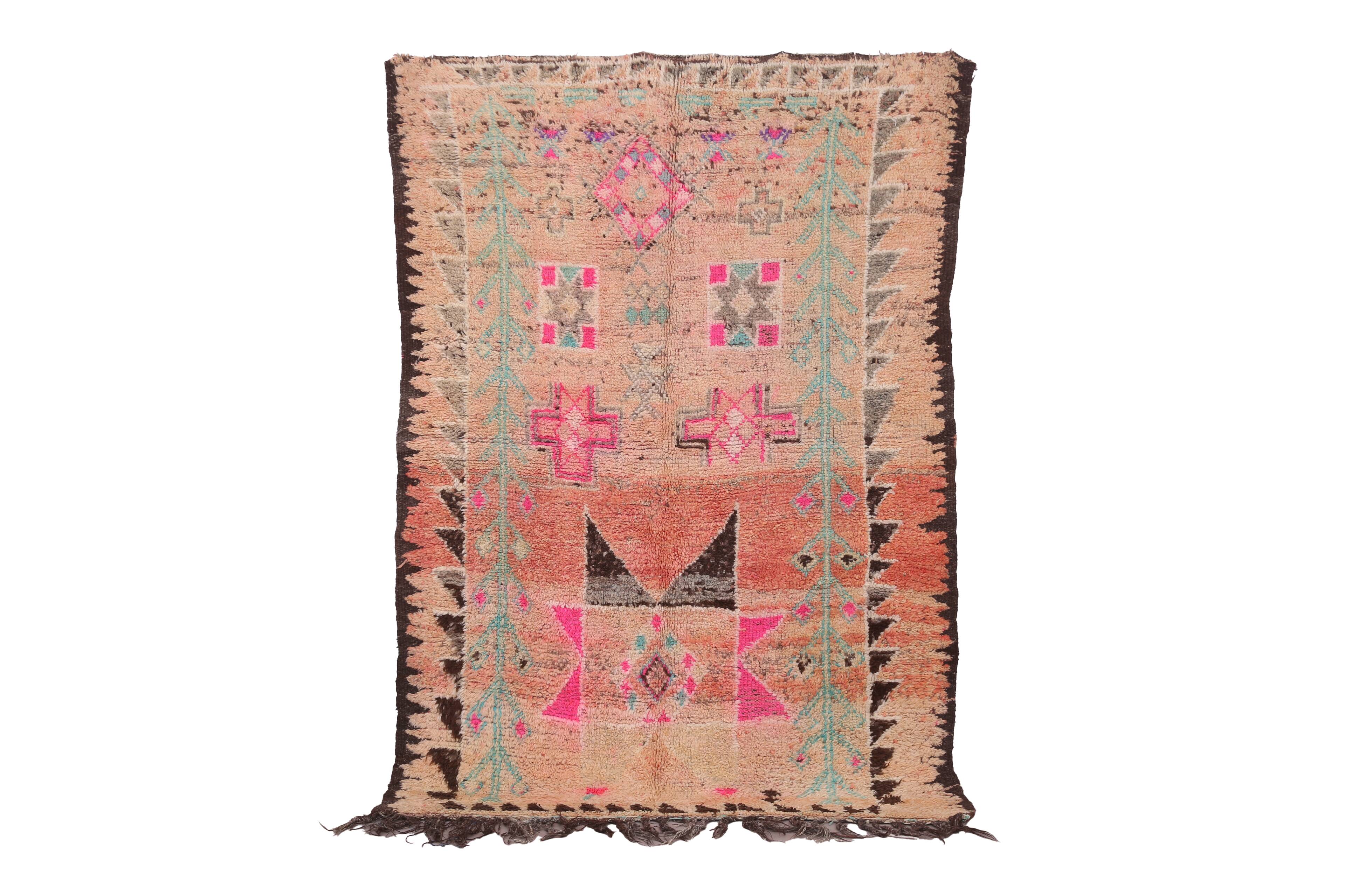 Pink vintage handmade moroccan rug 152 x 231 cm - Berber Wool Rug Antique