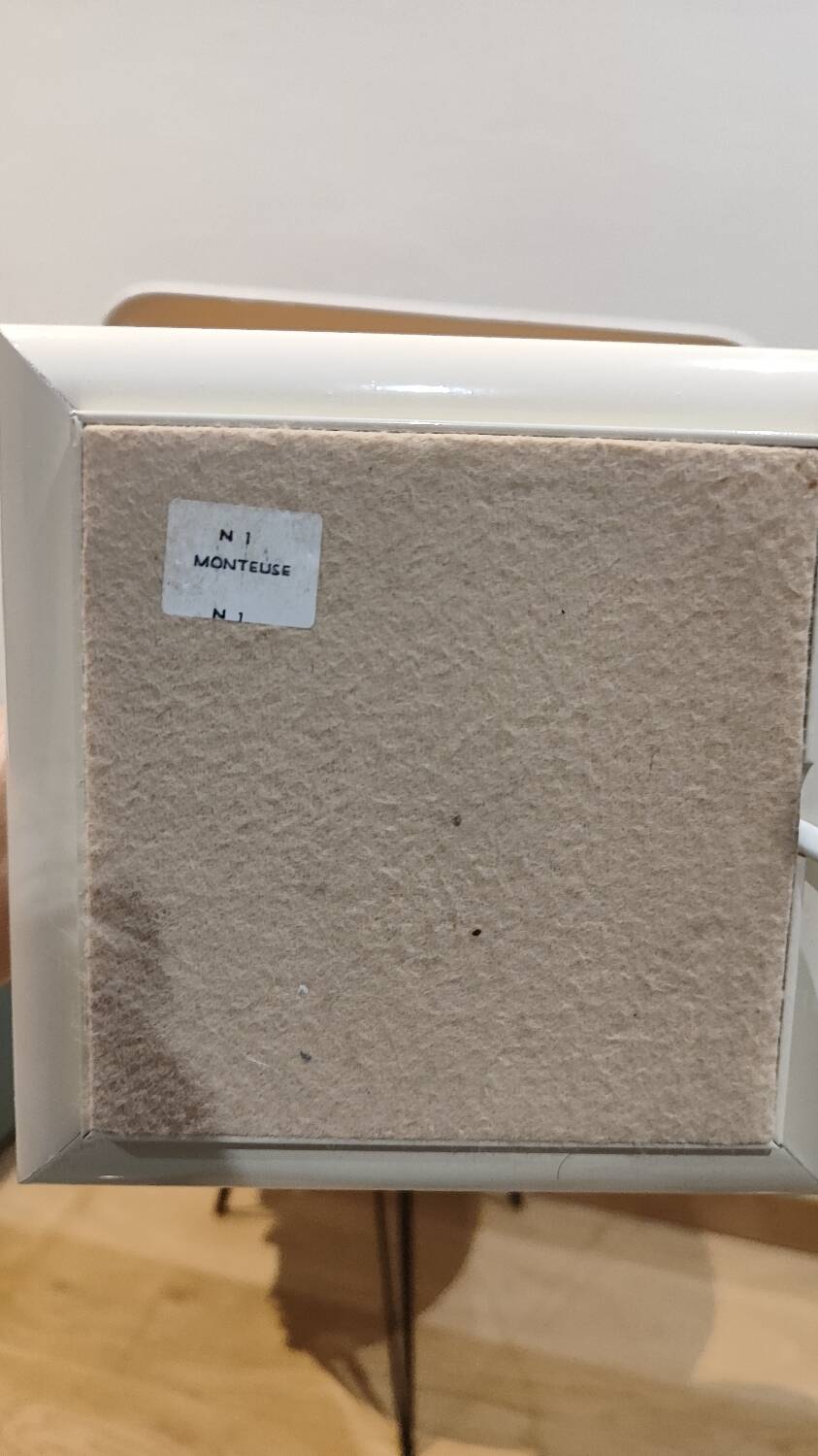 Robert de schuytener lamp, Trocadéro model