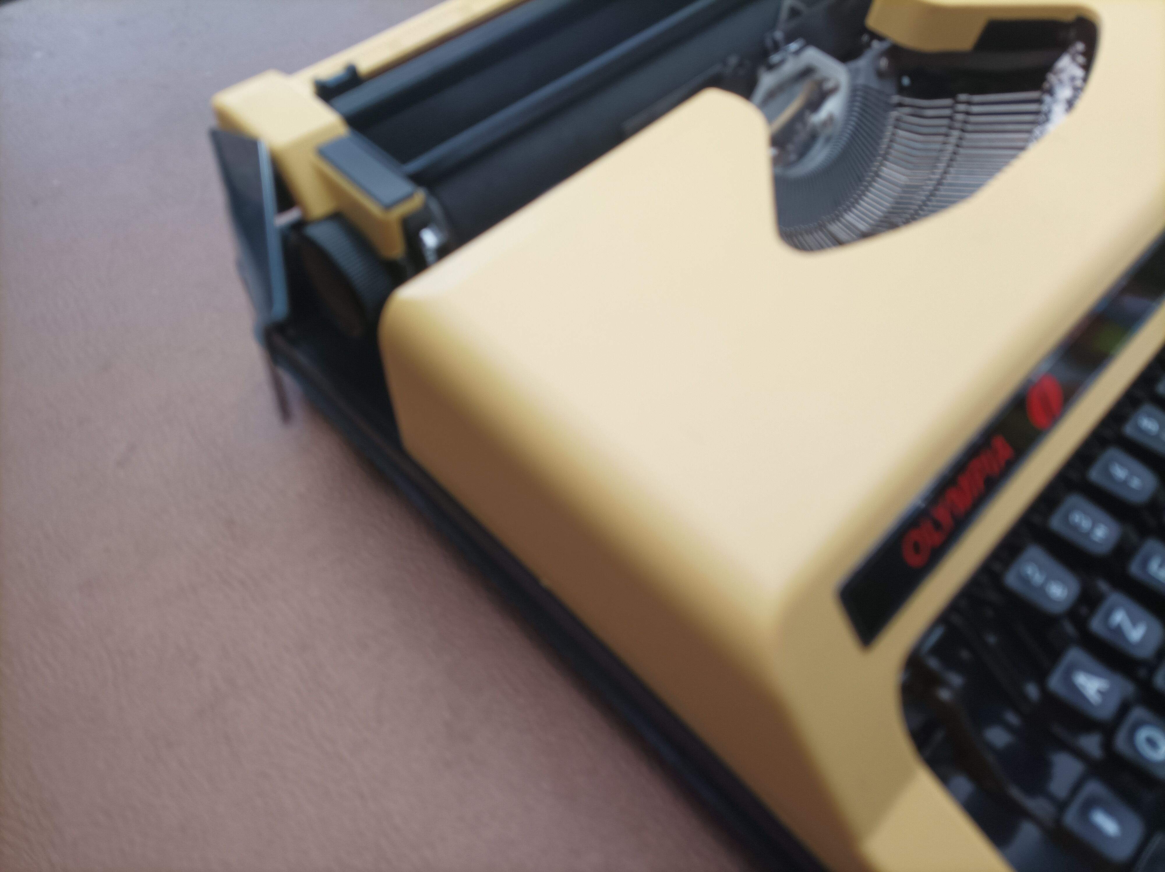 Olympia Straw Yellow Typewriter