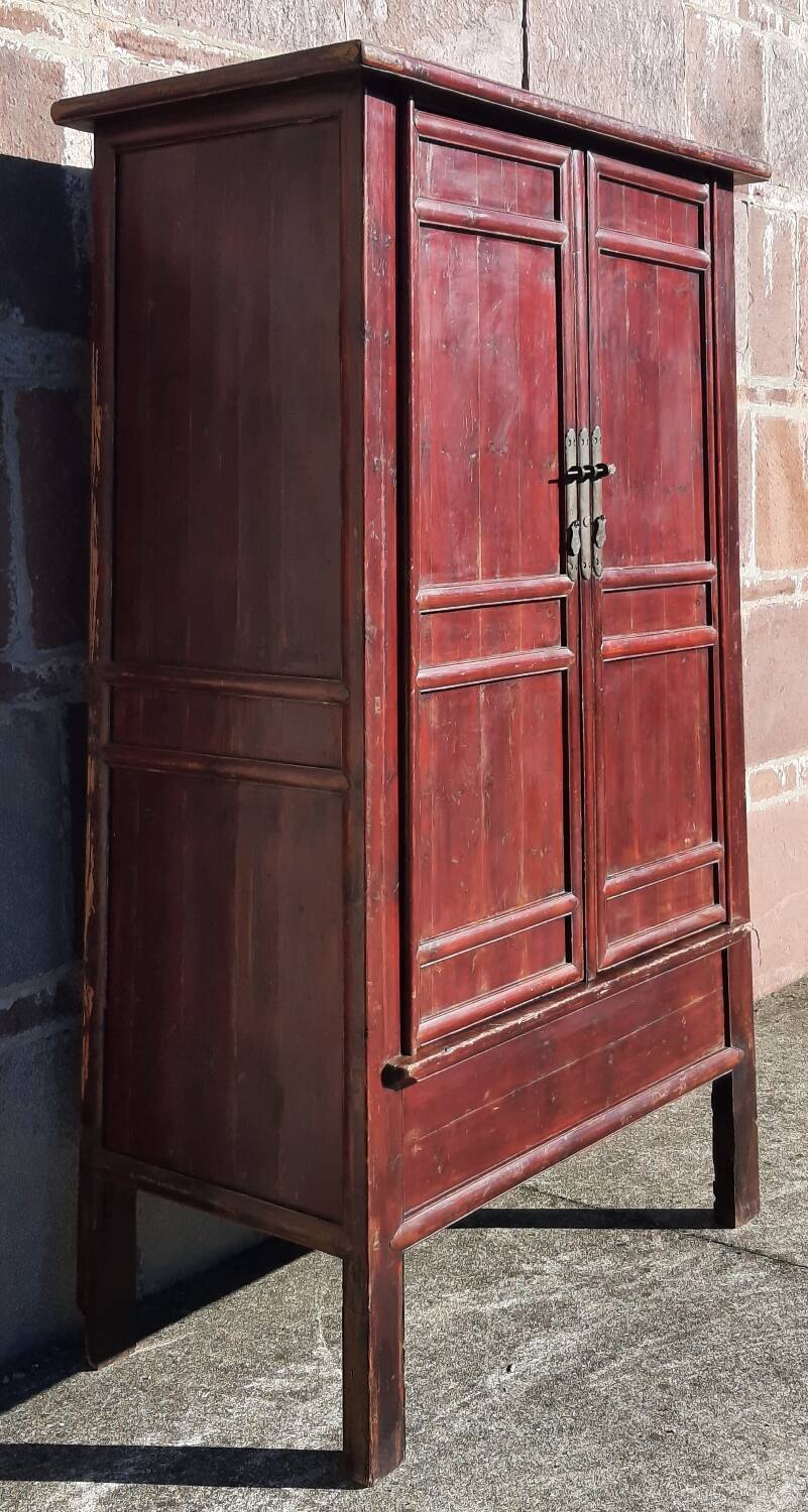 19th-century Chinese wardrobe (Height 2.6m)
