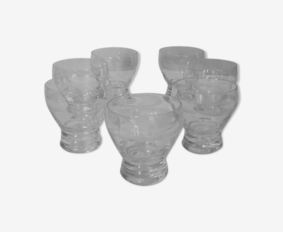 Série de petits verres début XXème verre gravé