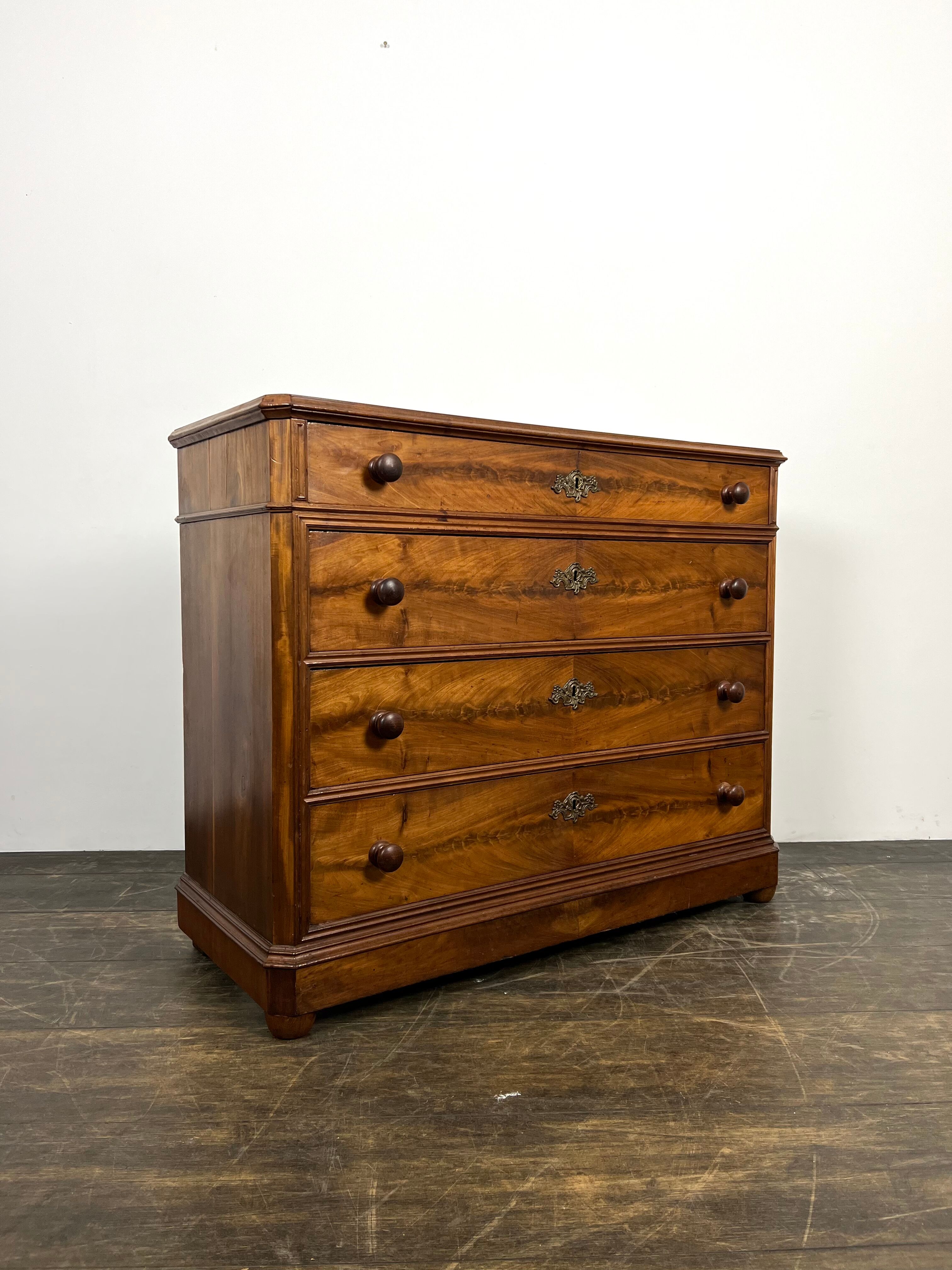 Commode en acajou