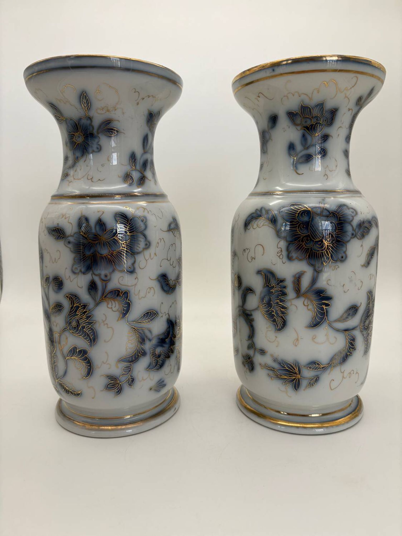Pair of Bayeux porcelain baluster vases, 19th century