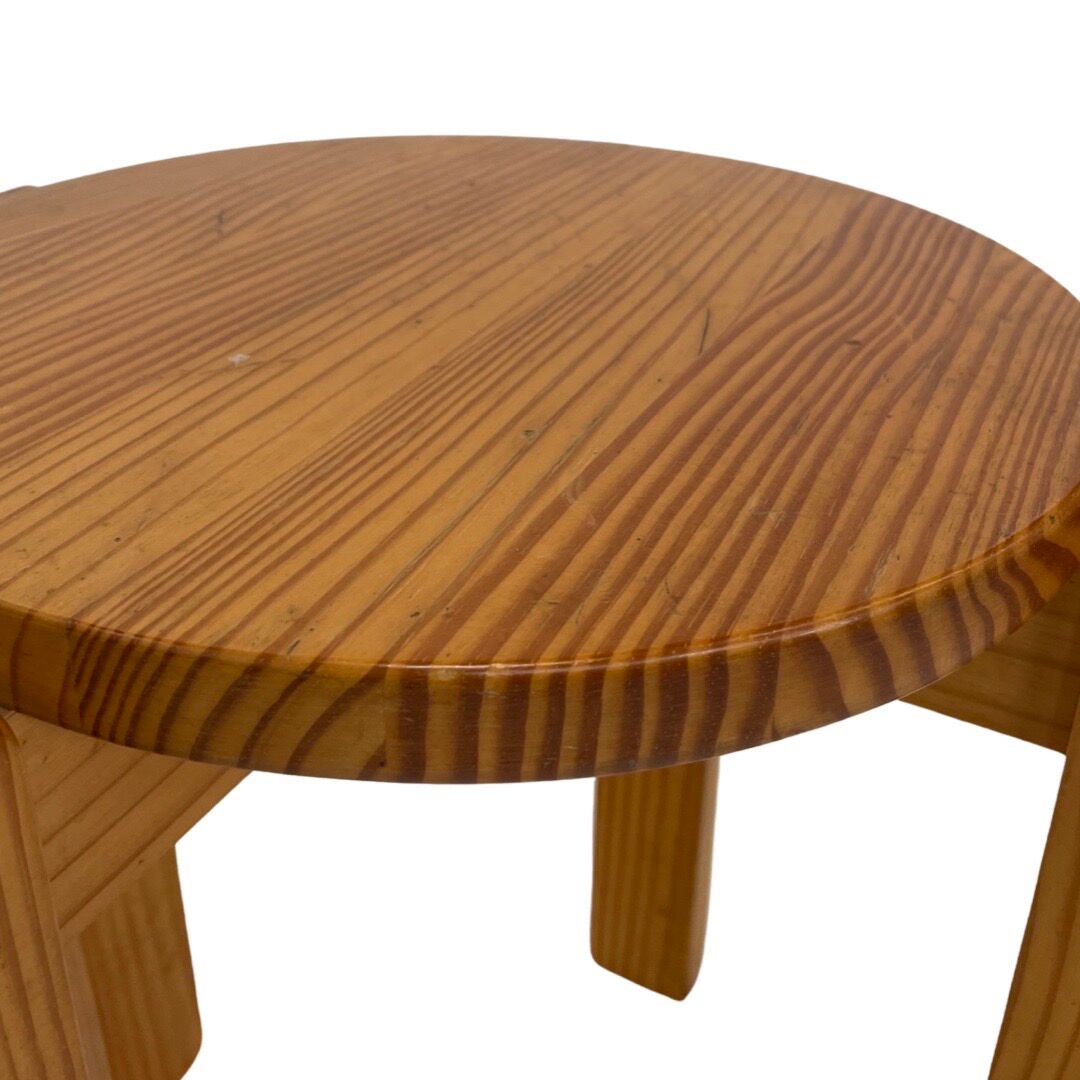 Mid century pinewood stool, 1960s minimalistic design