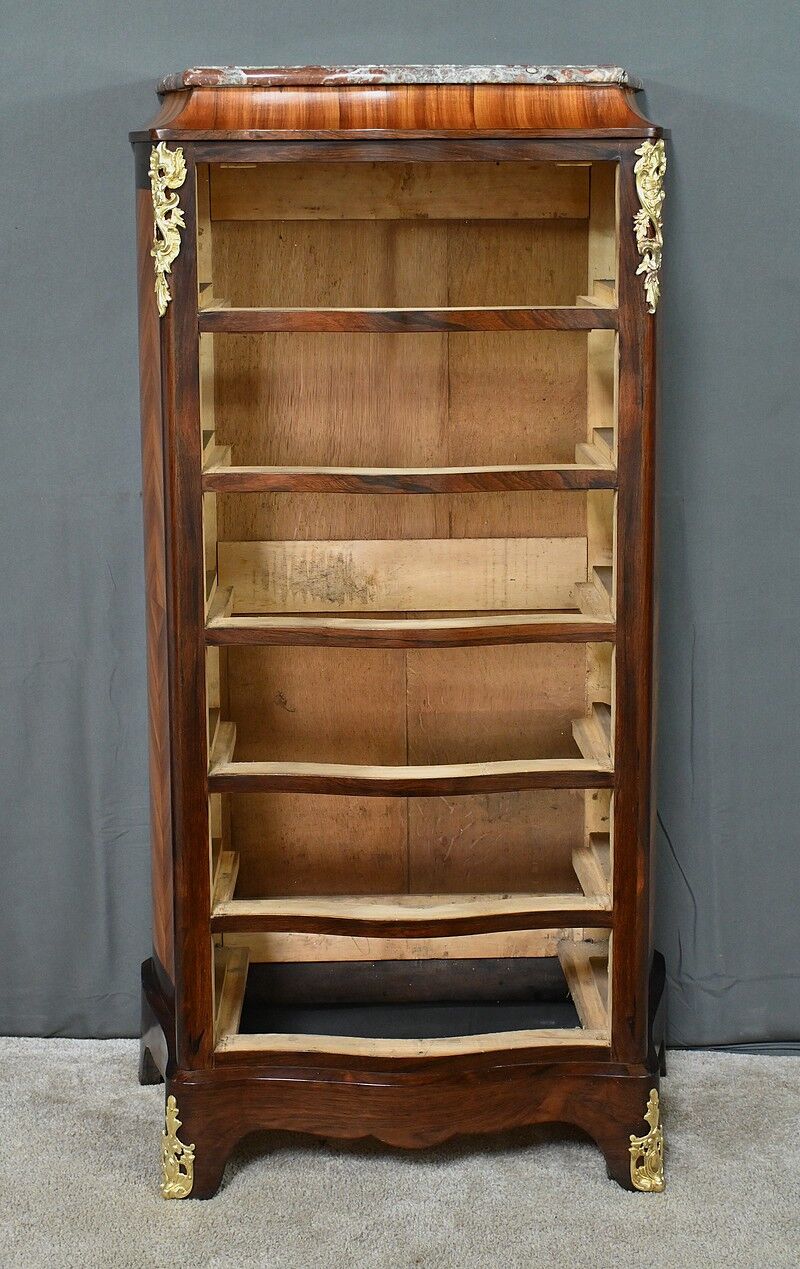 Rosewood and rosewood marquetry chest of drawers, Louis XV style – 2nd half of the 19th century.