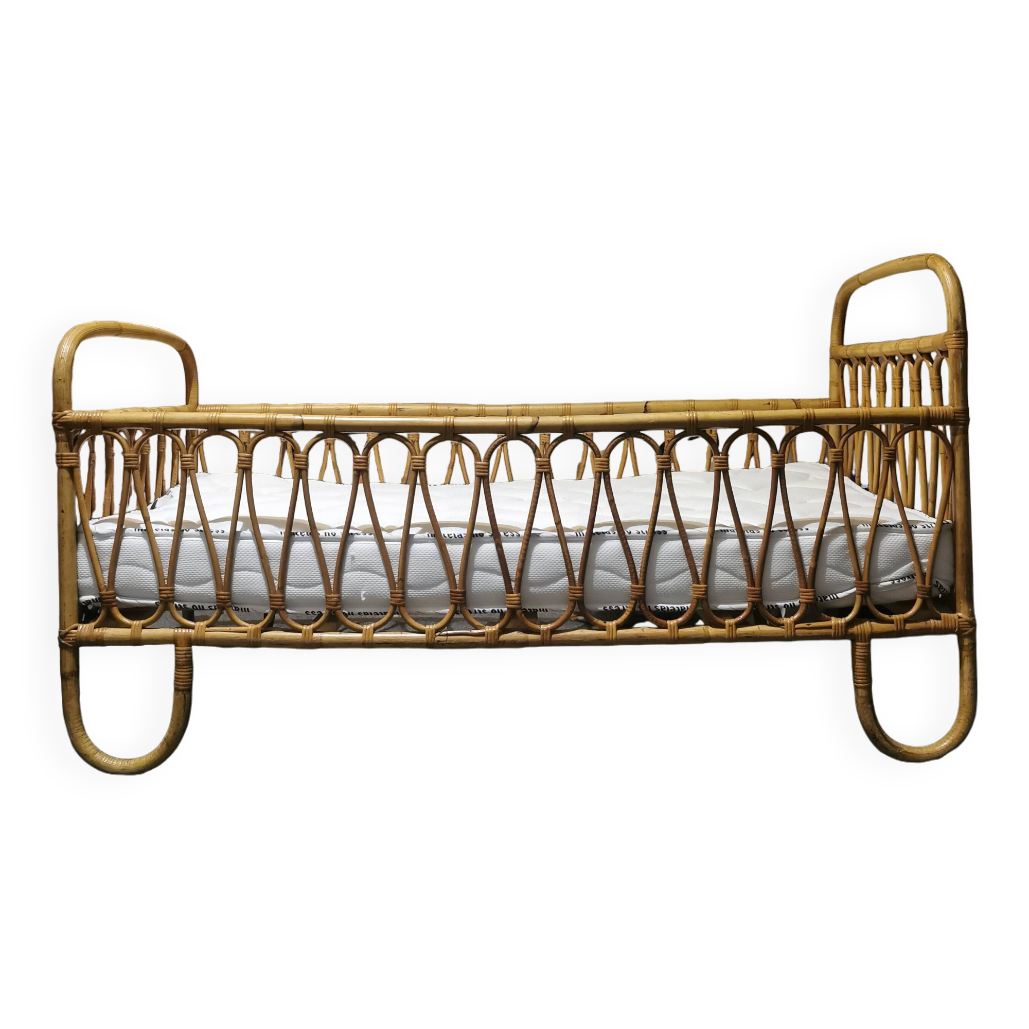 Rattan baby cot + custom bamboo mattress