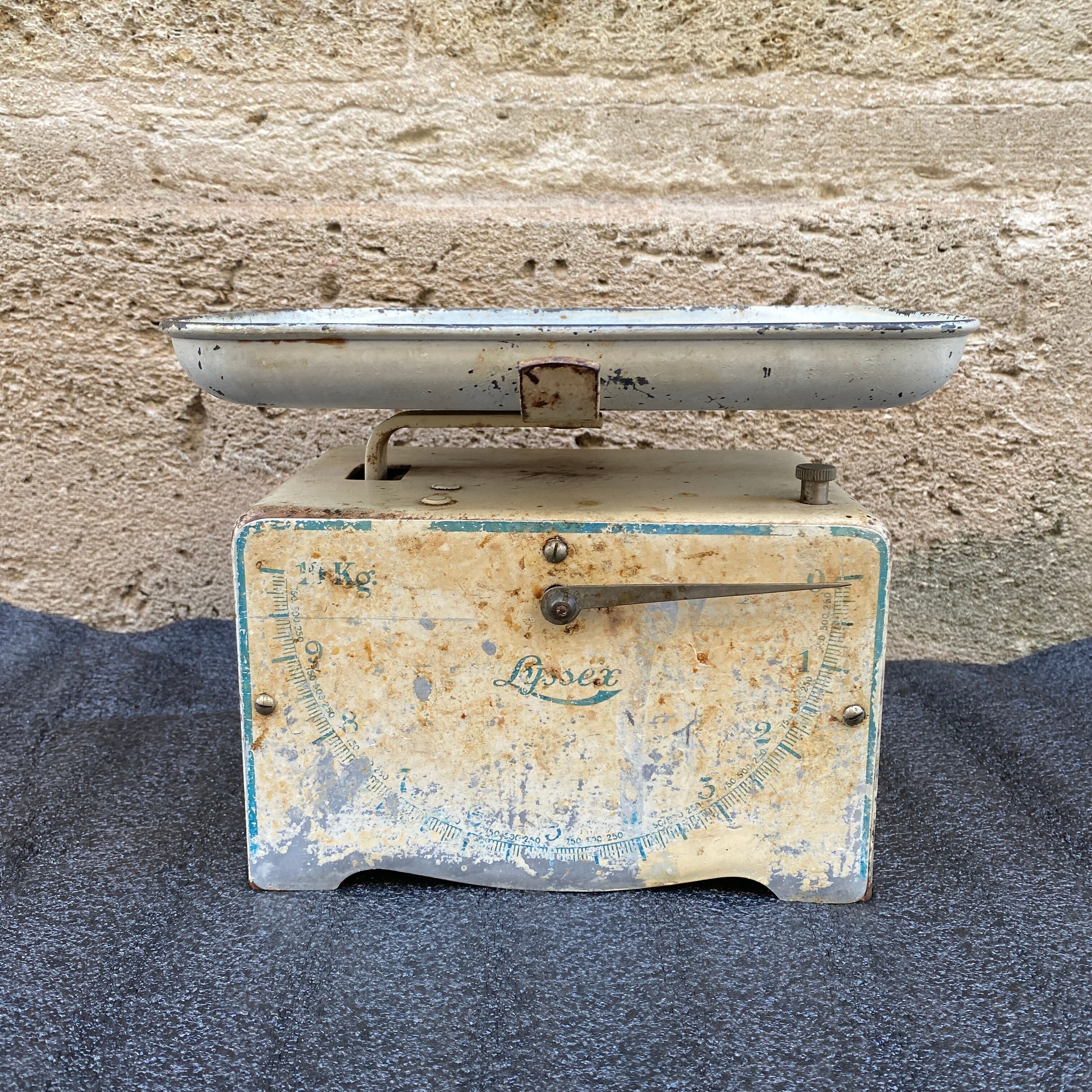 Lyssex household scale