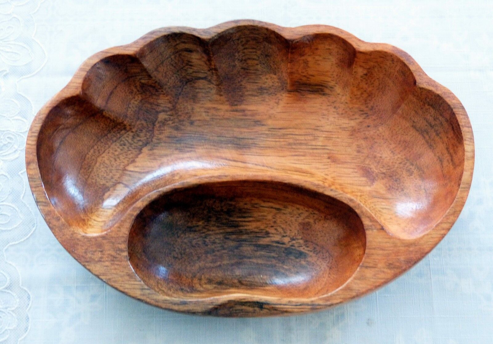 2 cups wood compartment shape shell vintage 70's