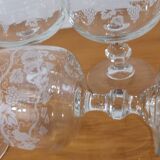 Set of 9 red wine glasses on feet, grape decoration and Luminarc vine shoot