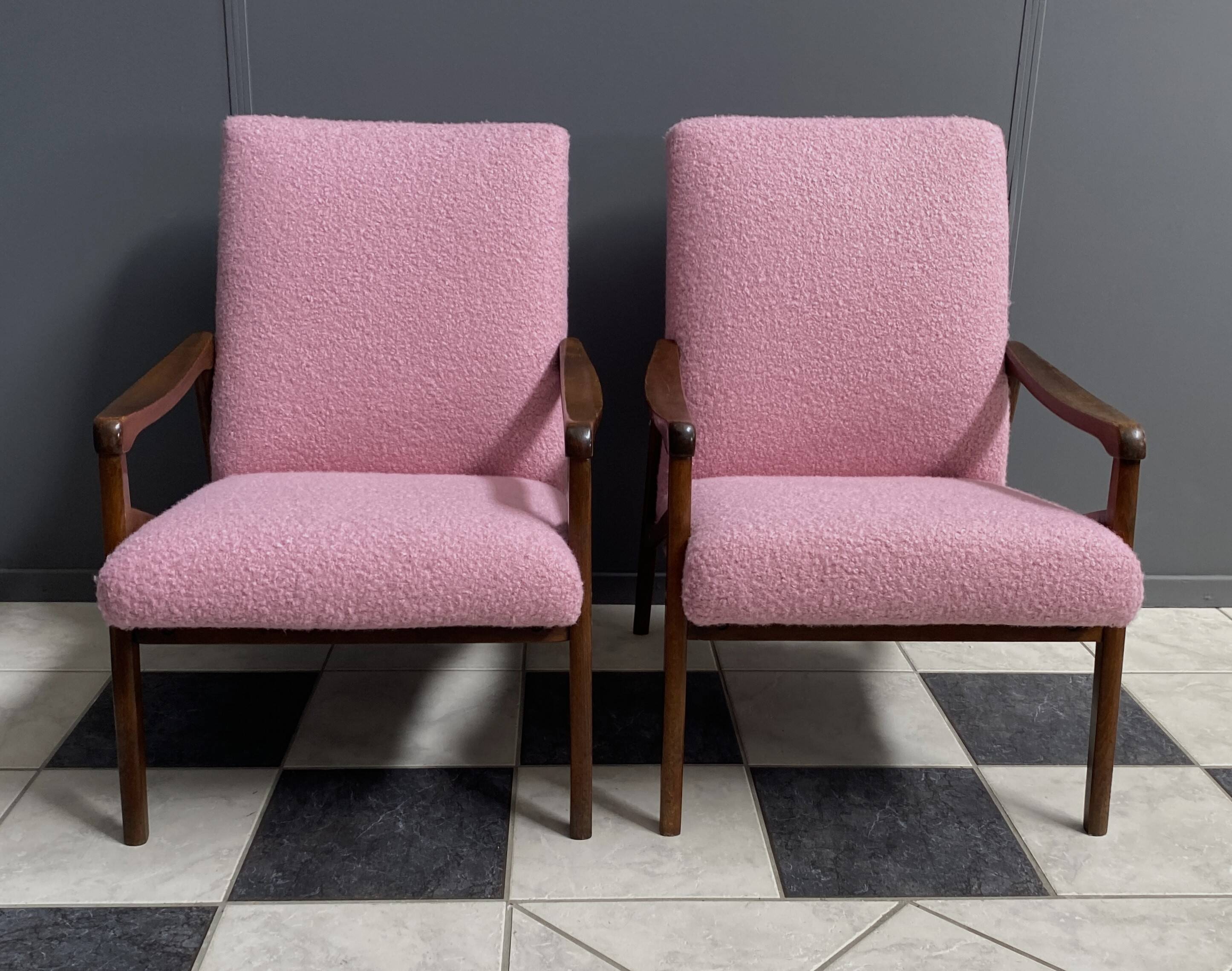 Pink Boucle Jiri Jiroutek chairs 1960s