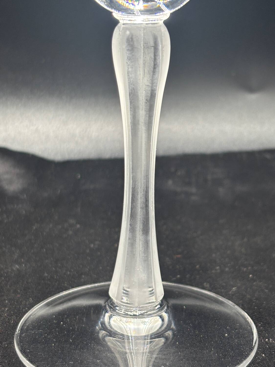 Lalique Royal signed champagne flutes