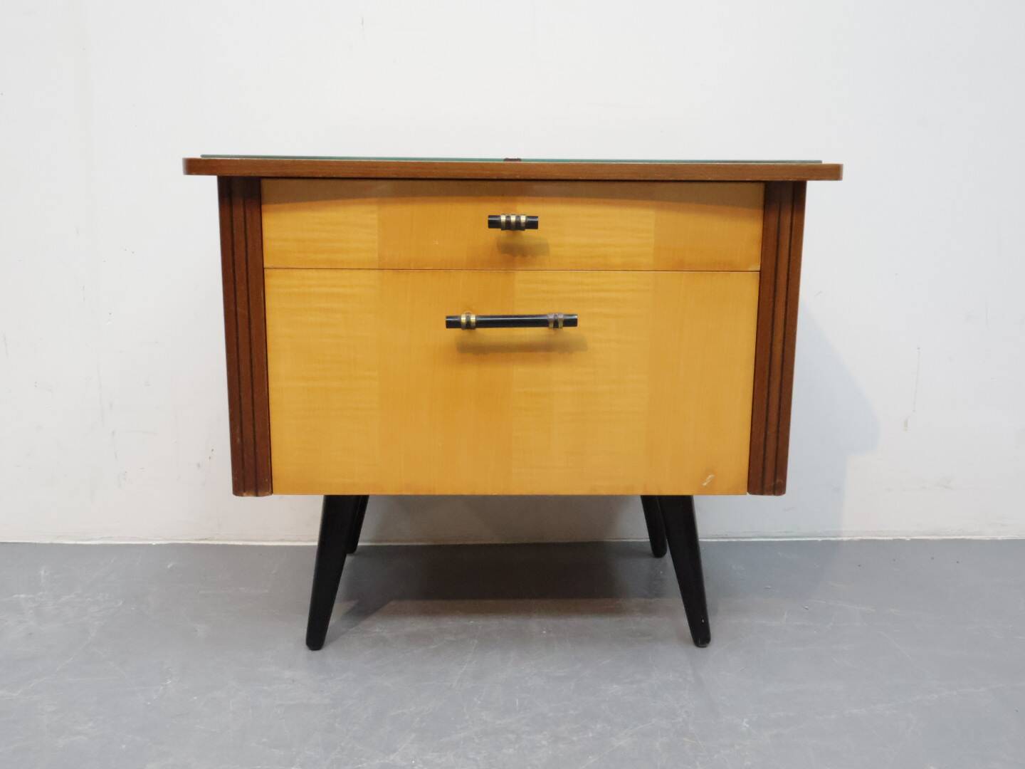 Set vintage nachtkastjes