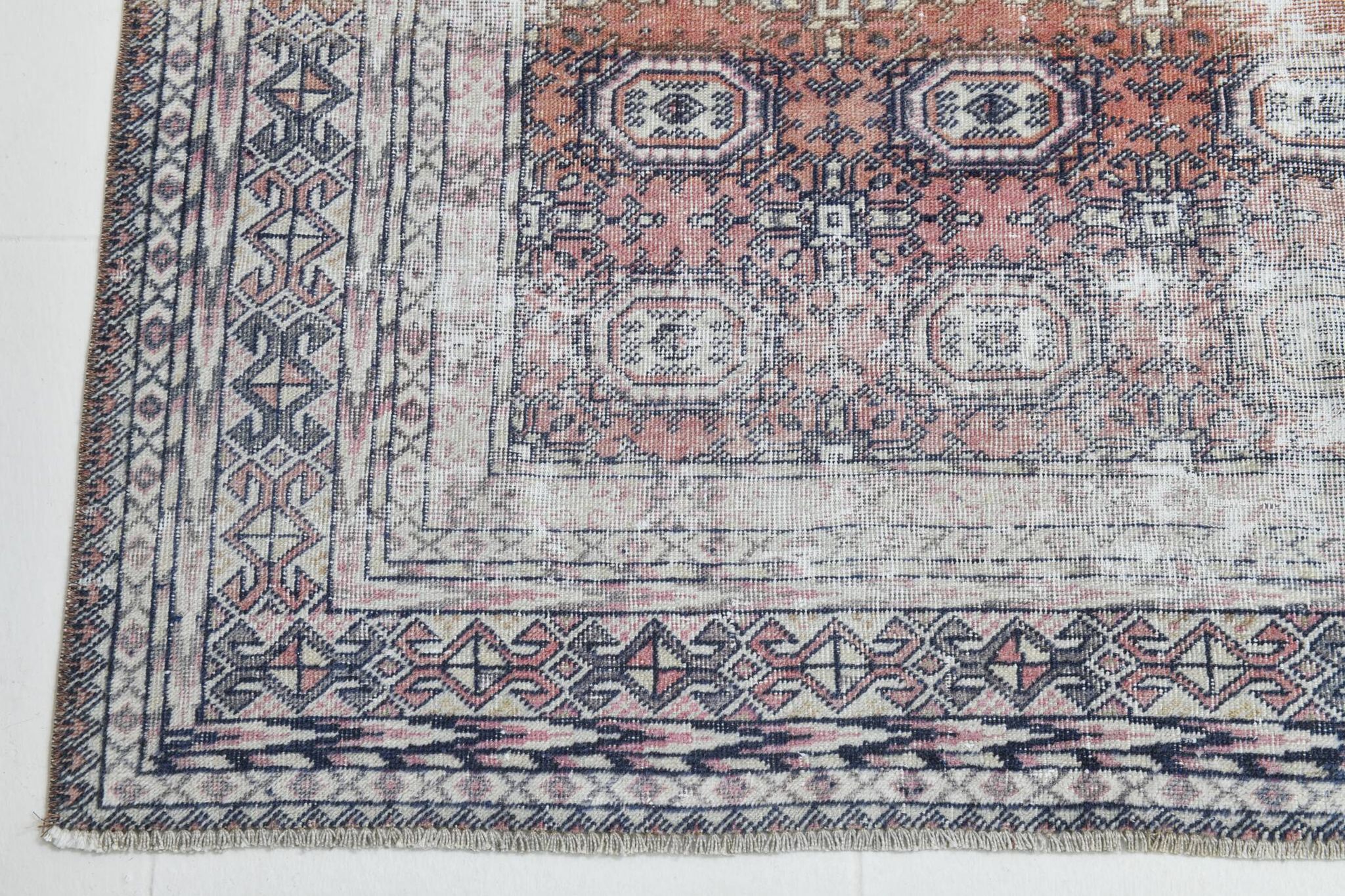 Tapis persan classique rouge et bleu