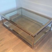 Table basse à double plateau en chrome et laiton